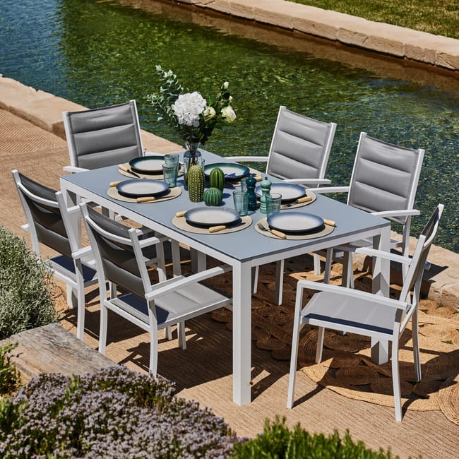 Conjunto de Mesa y Sillas de Jardín